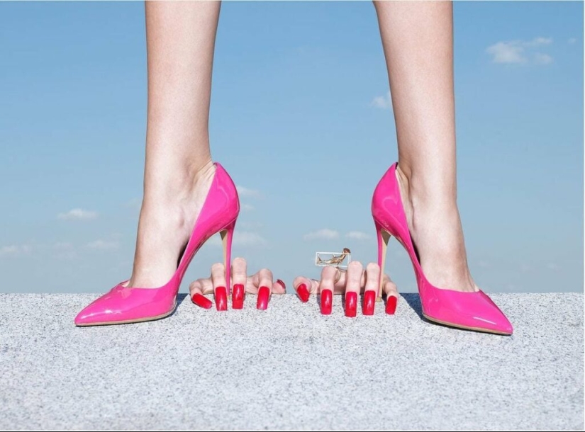 Beautiful and absurd works by Czech photographer Bara Prasilova Beautiful and absurd works by Czech photographer Bara Prasilova