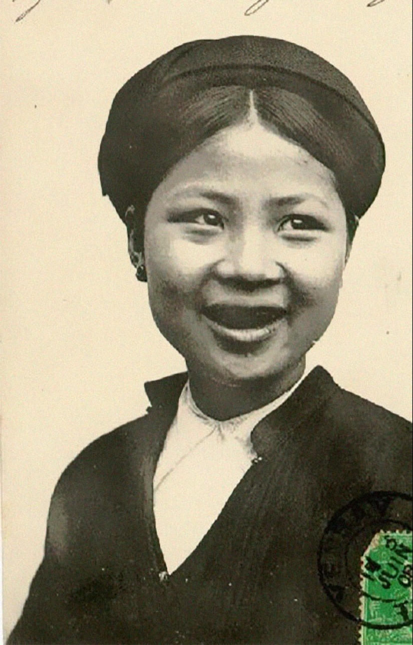 Beauty requires sacrifice and here are 30 vintage photos that prove it Beauty requires sacrifice and here are 30 vintage photos that prove it