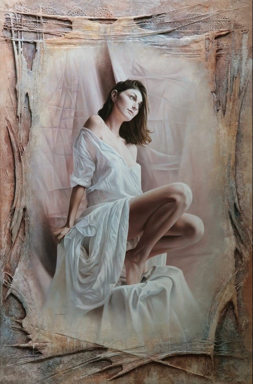 Belleza femenina en pinturas inusuales de Pascal Chauvet