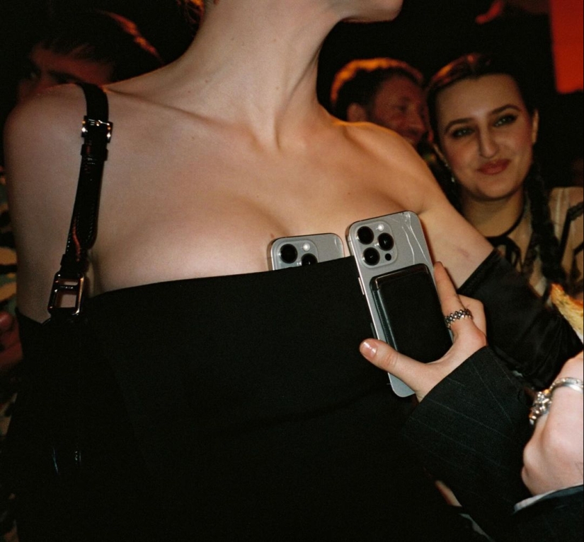 Billie Eilish critica a otros artistas por ser “despilfarradores” al lanzar múltiples versiones en vinilo de álbumes Billie Eilish critica a otros artistas por ser “despilfarradores” al lanzar múltiples versiones en vinilo de álbumes