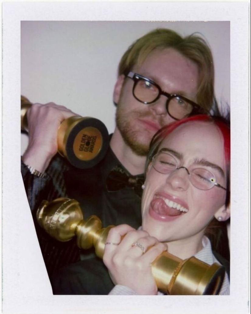 Billie Eilish Slams Other Artists For Being “Wasteful” By Releasing Multiple Vinyl Versions Of Albums Billie Eilish Slams Other Artists For Being “Wasteful” By Releasing Multiple Vinyl Versions Of Albums