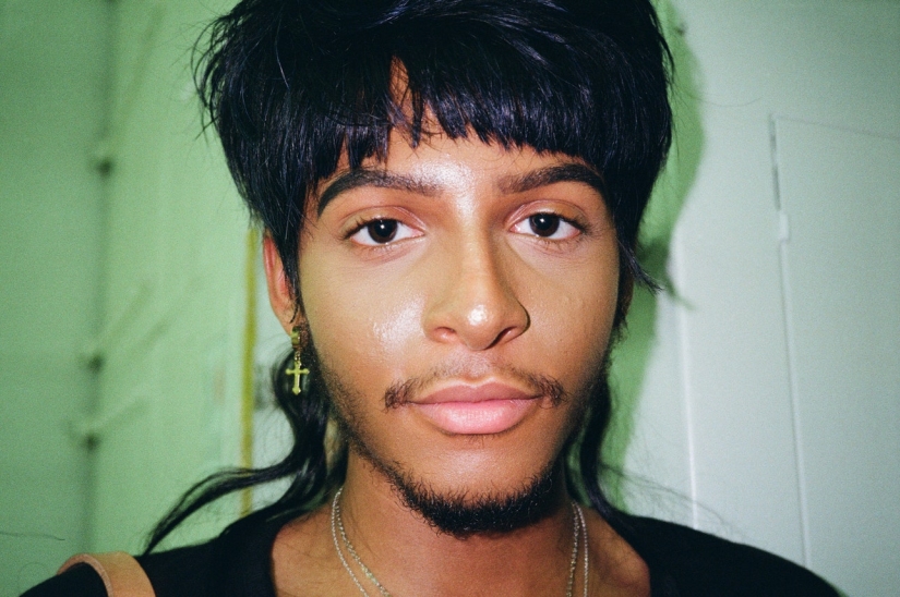 Bold, beautiful, different: the faces of young Americans in the project of immigrant