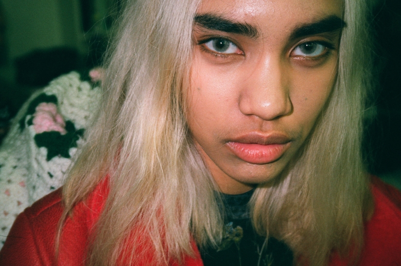 Bold, beautiful, different: the faces of young Americans in the project of immigrant