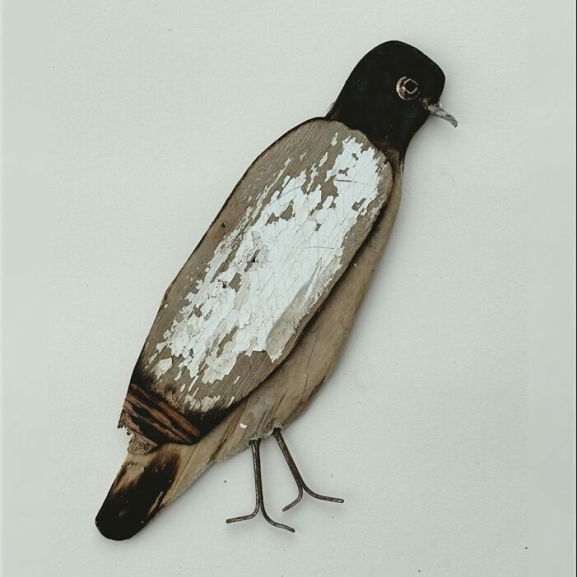 Captivating Driftwood Sculptures Of Animals By Kirsty Elson Captivating Driftwood Sculptures Of Animals By Kirsty Elson