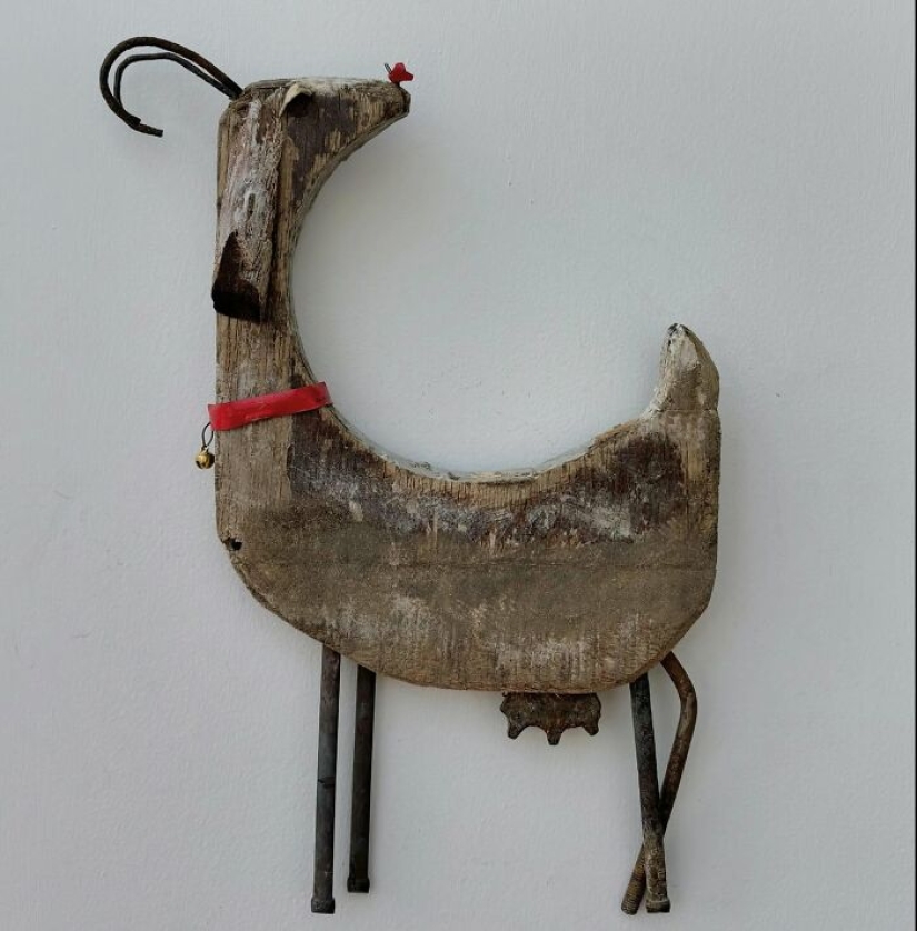 Captivating Driftwood Sculptures Of Animals By Kirsty Elson Captivating Driftwood Sculptures Of Animals By Kirsty Elson