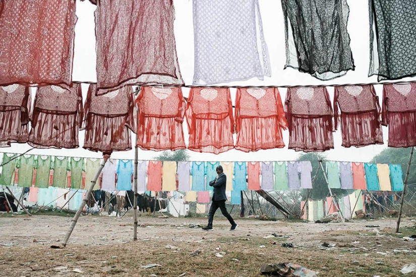 Capturing Human Stories: A Decade of Adventure in Street and Travel Photography by Gil Kreslavsky