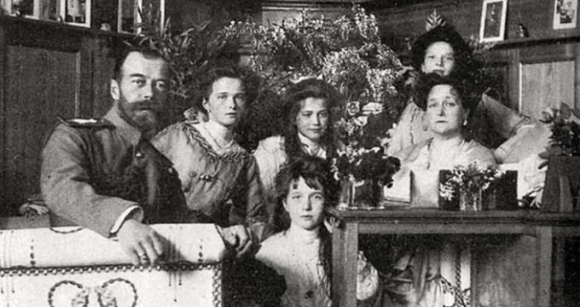 Christmas in a royal way: how was the main winter holiday celebrated in the Romanov family