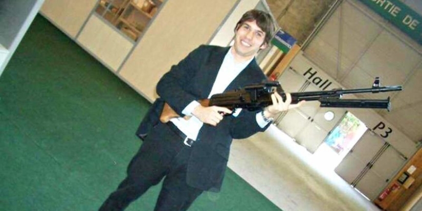 Cómo hacer el dinero en el Pentágono 300 millones de dólares: una receta de dos Estadounidenses adictos Cómo hacer el dinero en el Pentágono 300 millones de dólares: una receta de dos Estadounidenses adictos