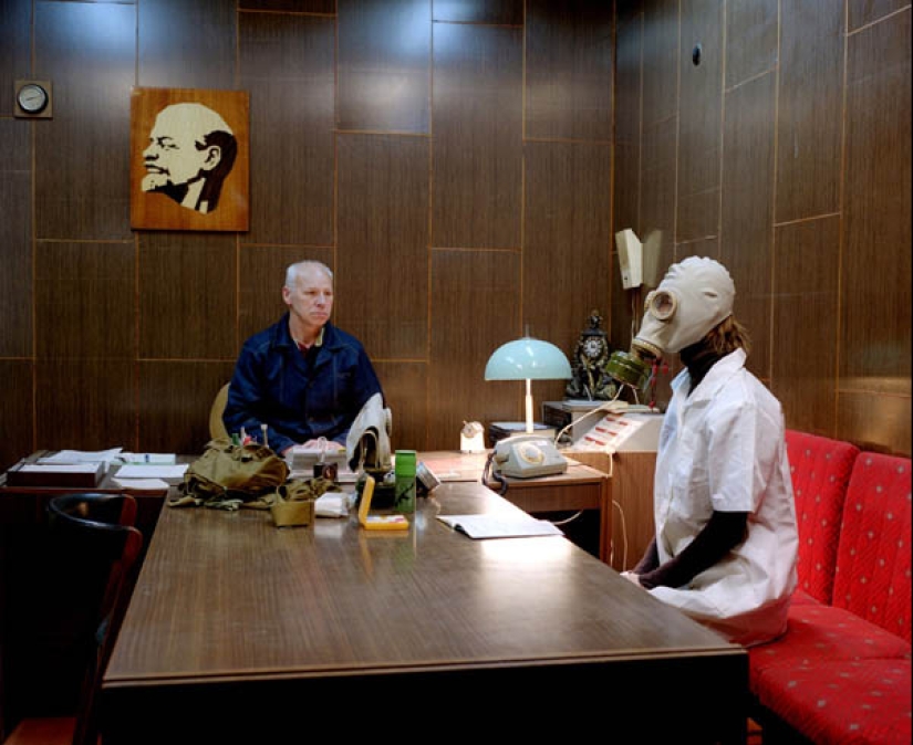 Collective amnesia: a photographer from Latvia dramatized the Soviet past Collective amnesia: a photographer from Latvia dramatized the Soviet past