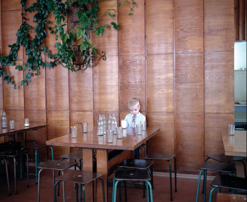 Collective amnesia: a photographer from Latvia dramatized the Soviet past Collective amnesia: a photographer from Latvia dramatized the Soviet past