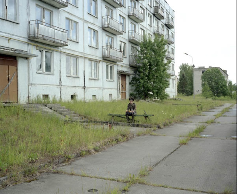 Collective amnesia: a photographer from Latvia dramatized the Soviet past Collective amnesia: a photographer from Latvia dramatized the Soviet past