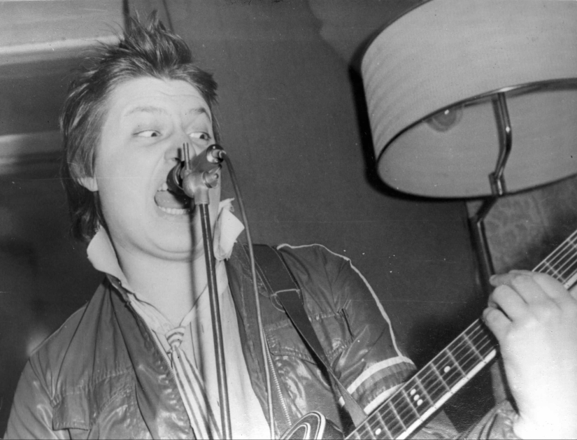 "Comí heces, bebí orina, maté gatitos": 5 historias terribles sobre rockeros rusos "Comí heces, bebí orina, maté gatitos": 5 historias terribles sobre rockeros rusos