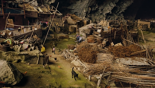 Cueva gigante en China, en el que puso toda la aldea de 100 personas