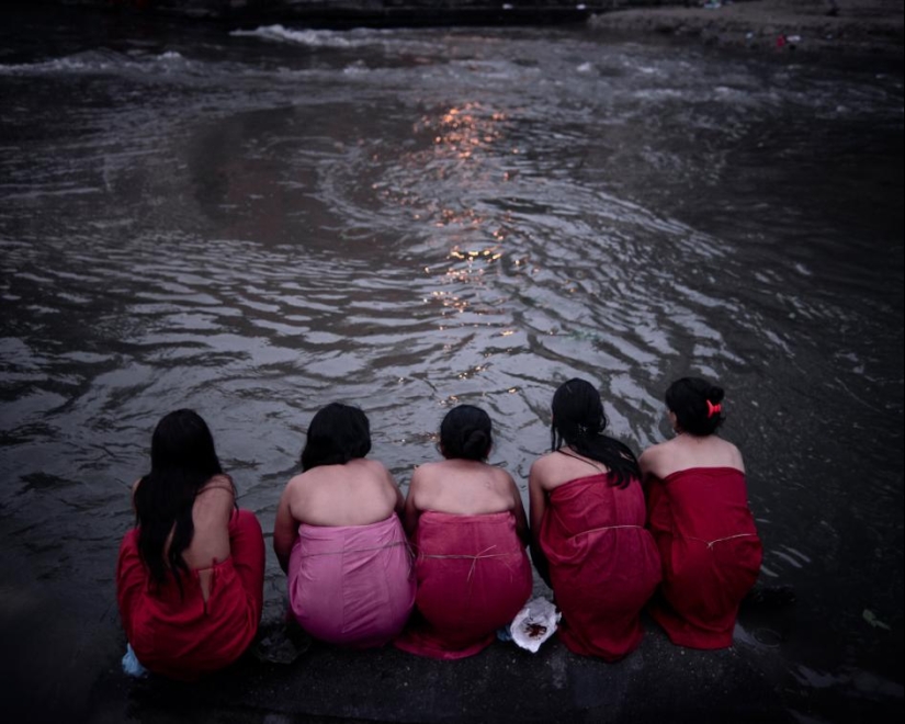 Culpables por género: A dónde envían a las niñas durante la menstruación en Nepal Culpables por género: A dónde envían a las niñas durante la menstruación en Nepal