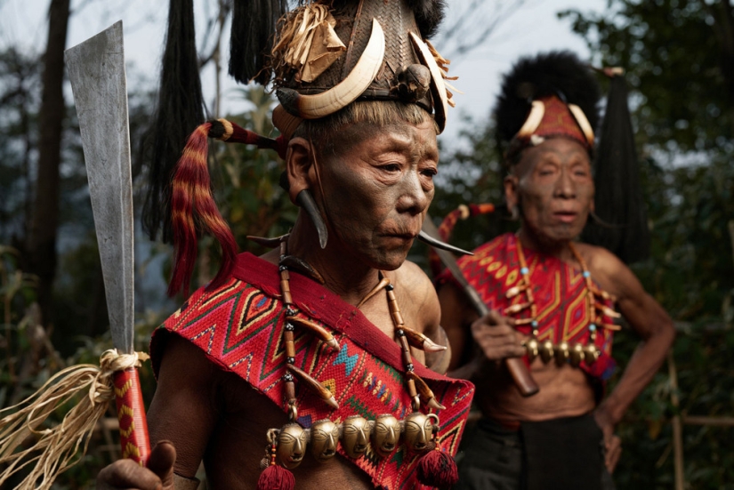 Desaparecerán en los próximos 100 años: un fotógrafo mostró las tribus en peligro de extinción