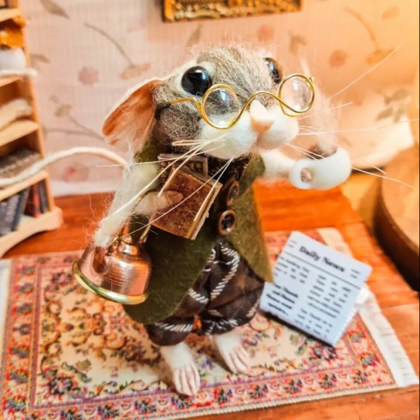 El artista crea ratones de lana fieltro adorables vestidos con trajes caprichosos El artista crea ratones de lana fieltro adorables vestidos con trajes caprichosos