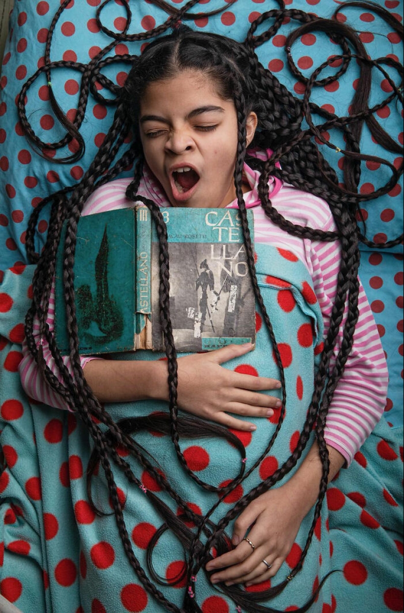 Este fotógrafo argentino tomó 11 retratos únicos de mujeres de pelo largo Este fotógrafo argentino tomó 11 retratos únicos de mujeres de pelo largo