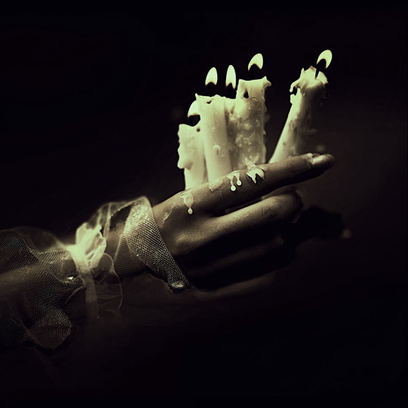 Exploring Friendship: I Captured 15 Artistic Portraits Of My Friend And Myself