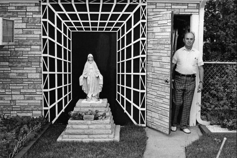 Exposure One Awards: 11 Winning Black And White Photographs Exposure One Awards: 11 Winning Black And White Photographs