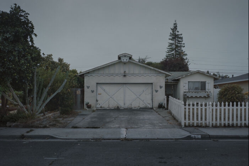 “Fading”: The Quiet Poetry Of Suburban Disconnection By Mischa Lluch