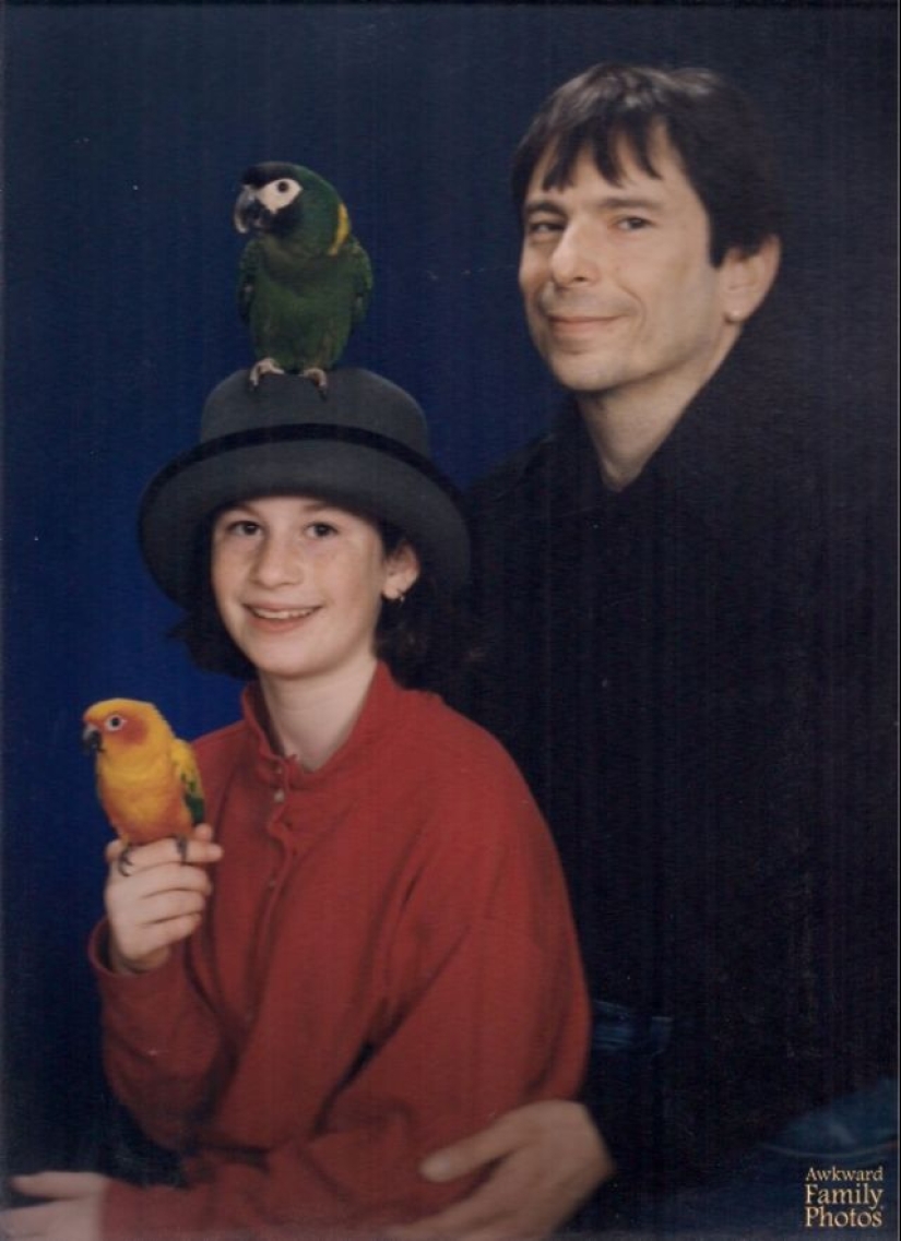 Fotos familiares muy extrañas con mascotas