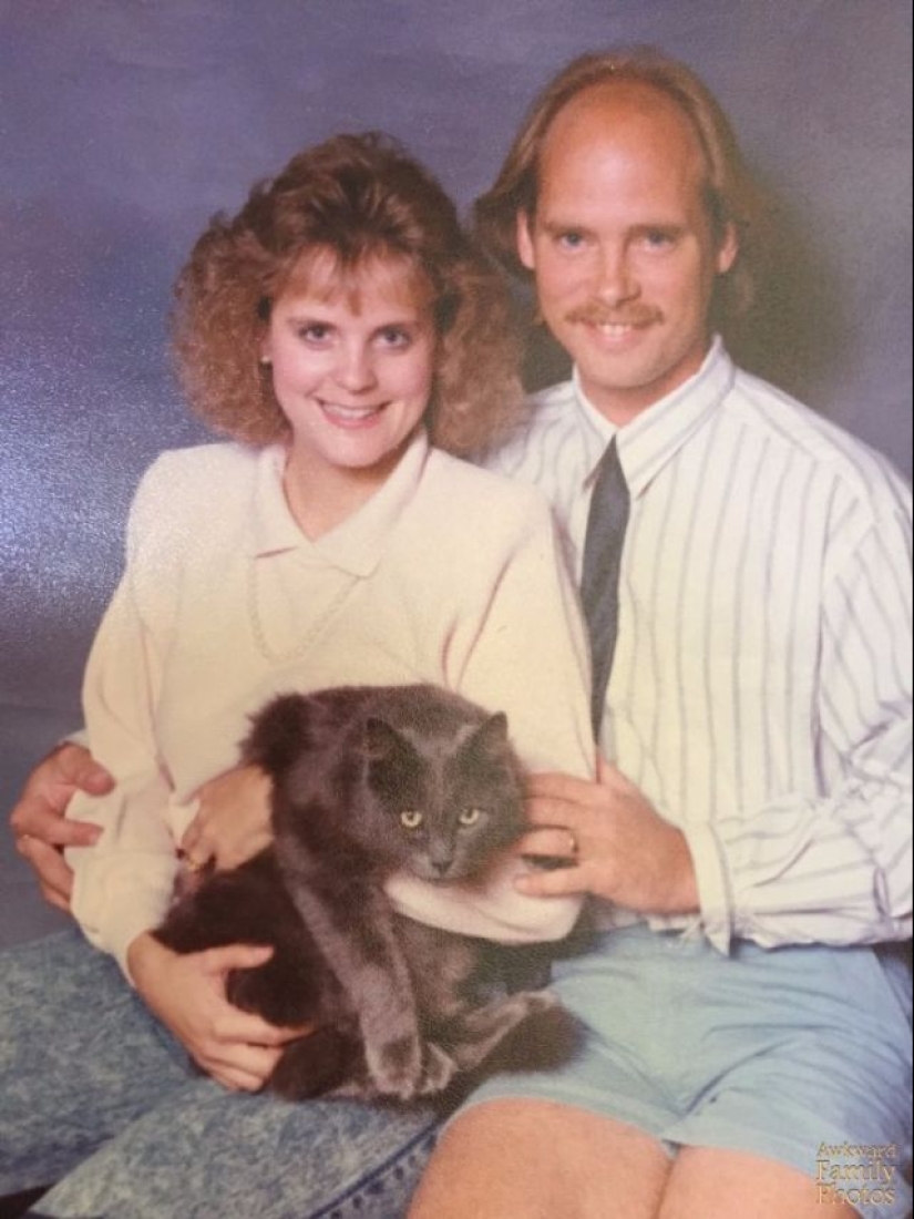 Fotos familiares muy extrañas con mascotas