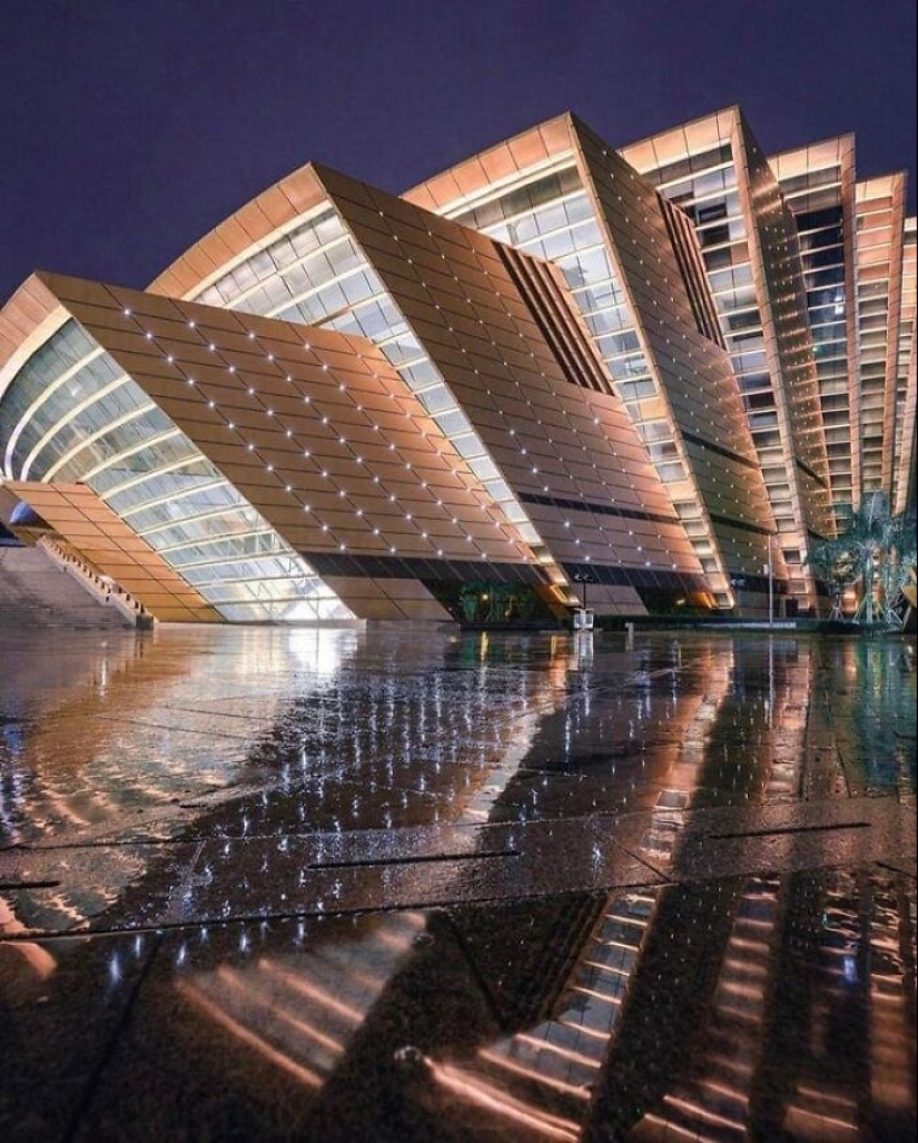 Fuera de este mundo: 10 veces los arquitectos se superaron a sí mismos con estos edificios extraterrestres