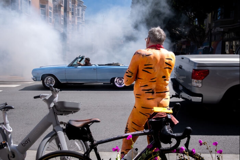 Hilarious Street Shots: “Life Is But A Dream” By Eric Davidove