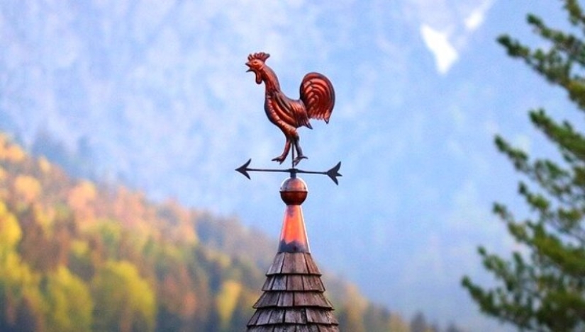 How did the weather vane appear and what tasks did it perform in different eras? How did the weather vane appear and what tasks did it perform in different eras?