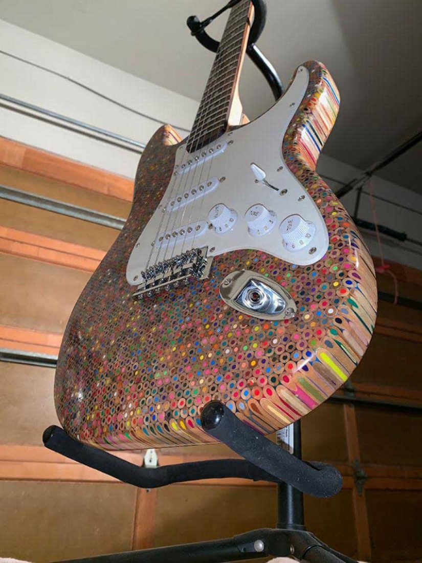 How to create a unique guitar? We need 500 dollars, 1200 colored pencils, enthusiasm and time