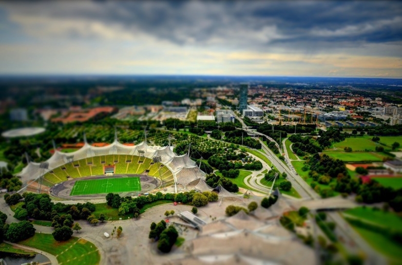 How to look like famous city in tilt-shift photographs How to look like famous city in tilt-shift photographs