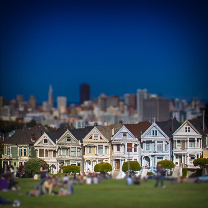 How to look like famous city in tilt-shift photographs How to look like famous city in tilt-shift photographs
