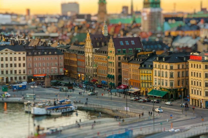 How to look like famous city in tilt-shift photographs How to look like famous city in tilt-shift photographs