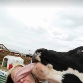 “Humans Doing Human Things”: 10 Photos That Show Just How Strange Our Species Is