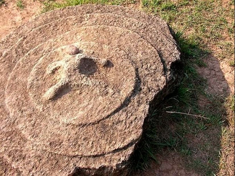 "Jarras de los muertos" encontradas en bosques remotos de montaña de Laos