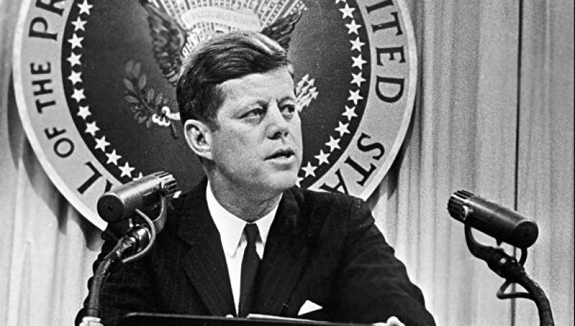 Jefes de Estado que gobernaron el país a pesar de los problemas de salud. Jefes de Estado que gobernaron el país a pesar de los problemas de salud.