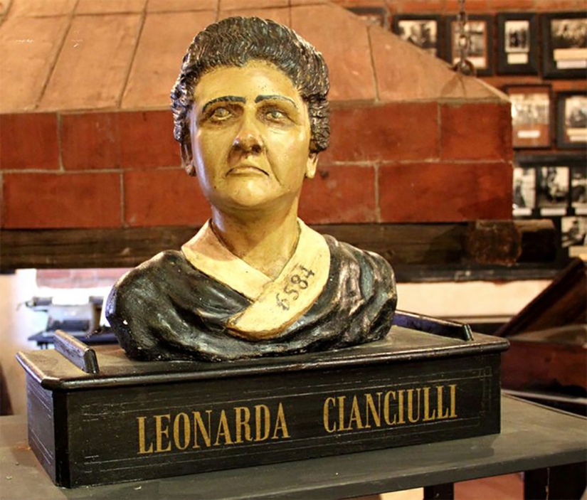 La historia de Leonarda Cianciulli, un asesino en serie que convirtió a sus víctimas en jabón y cupcakes La historia de Leonarda Cianciulli, un asesino en serie que convirtió a sus víctimas en jabón y cupcakes