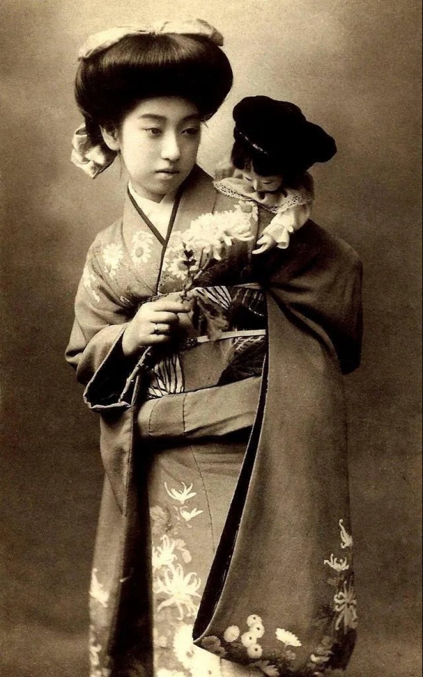 La historia de vida y hermosas fotos de la geisha de nueve dedos Tise Takaoka La historia de vida y hermosas fotos de la geisha de nueve dedos Tise Takaoka