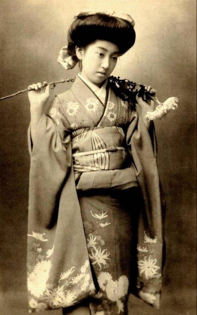 La historia de vida y hermosas fotos de la geisha de nueve dedos Tise Takaoka La historia de vida y hermosas fotos de la geisha de nueve dedos Tise Takaoka