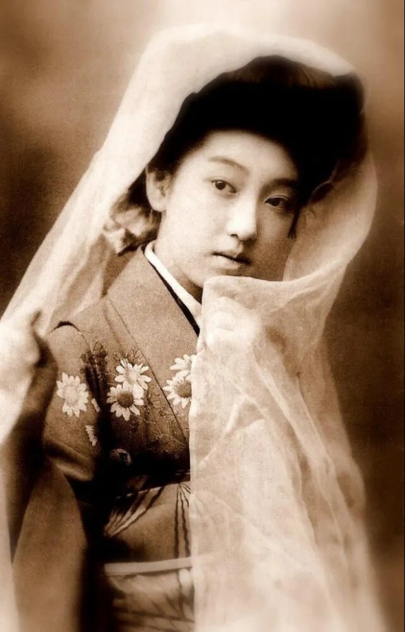 La historia de vida y hermosas fotos de la geisha de nueve dedos Tise Takaoka La historia de vida y hermosas fotos de la geisha de nueve dedos Tise Takaoka