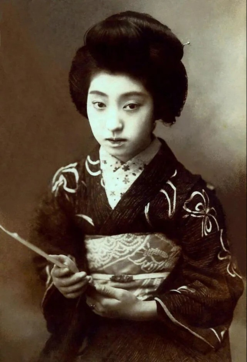 La historia de vida y hermosas fotos de la geisha de nueve dedos Tise Takaoka La historia de vida y hermosas fotos de la geisha de nueve dedos Tise Takaoka