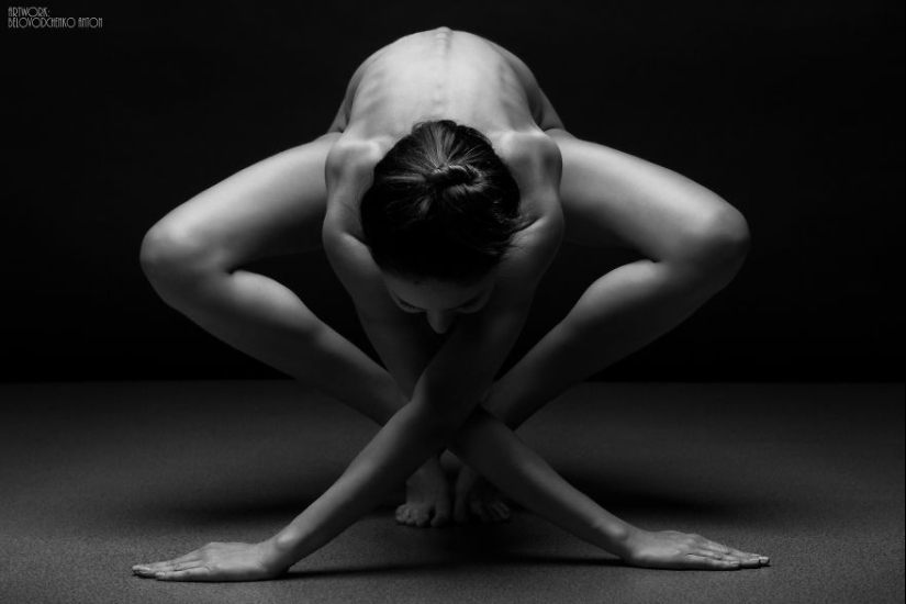 Las figuras de los cuerpos Desnudos de Anton Belovodchenko Las figuras de los cuerpos Desnudos de Anton Belovodchenko