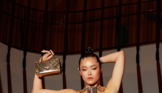 Max Alexander, un genio de la moda de 8 años, sorprende al mundo con sus hermosos diseños