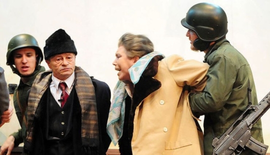 Muerte en la pared del baño: cuál fue el final del dictador rumano Nicolae Ceausescu Muerte en la pared del baño: cuál fue el final del dictador rumano Nicolae Ceausescu