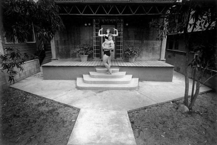 Muscles and freaks: the legendary Venice Beach in the lens of Claudio Edinger Muscles and freaks: the legendary Venice Beach in the lens of Claudio Edinger