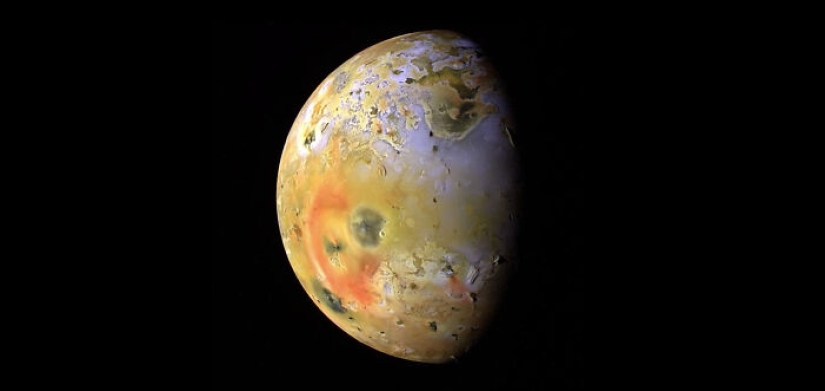 NASA’s Juno Spacecraft Delivered A Spectacular Aerial View From Io, Including Mountains And A Lava Lake NASA’s Juno Spacecraft Delivered A Spectacular Aerial View From Io, Including Mountains And A Lava Lake