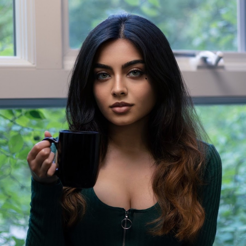 Not Just Formulas: Mathematician Blogger Zara Dar Becomes OnlyFans Model