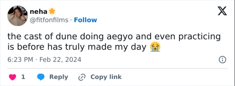 People Confused By Zendaya And Timothée Chalamet’s Poses During The Dune Premiere In Seoul