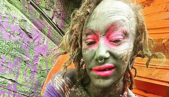 People think I'm a bad parent because 100% of my skin is covered in tattoos - but I'm health obsessed and don't even drink