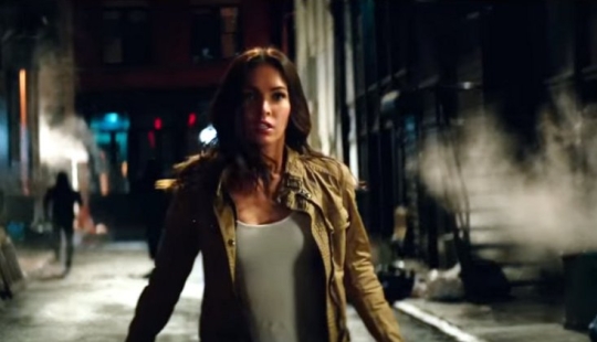 Por qué steam siempre es visible en los callejones de las películas de Nueva York Por qué steam siempre es visible en los callejones de las películas de Nueva York